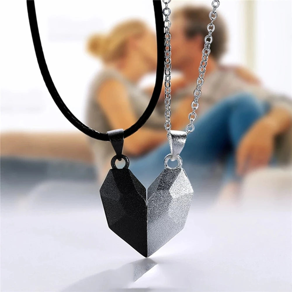 Collier pendentif couple simple de bonne qualité électrocardiogramme, cœur magnétique, collier pendentif épissage cadeau de Saint Valentin