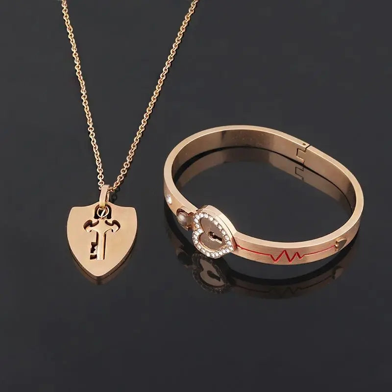 Ensemble de bijoux ras du cou avec bracelet en forme de cœur noir, pendentif clé en acier inoxydable, collier pour femmes et hommes, amoureux, cadeau de Saint-Valentin