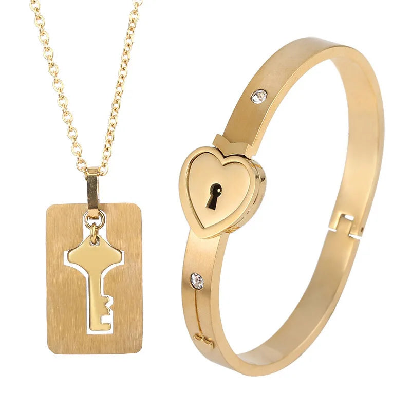 Ensemble de bijoux ras du cou avec bracelet en forme de cœur noir, pendentif clé en acier inoxydable, collier pour femmes et hommes, amoureux, cadeau de Saint-Valentin