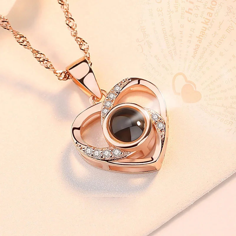 Collana con cuore d'amore con scatola regalo di rose per donne fidanzata 2023 regalo di San Valentino moda gioielli romantici regali di compleanno