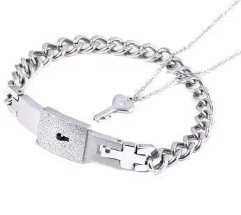 Ensemble de bijoux ras du cou avec bracelet en forme de cœur noir, pendentif clé en acier inoxydable, collier pour femmes et hommes, amoureux, cadeau de Saint-Valentin