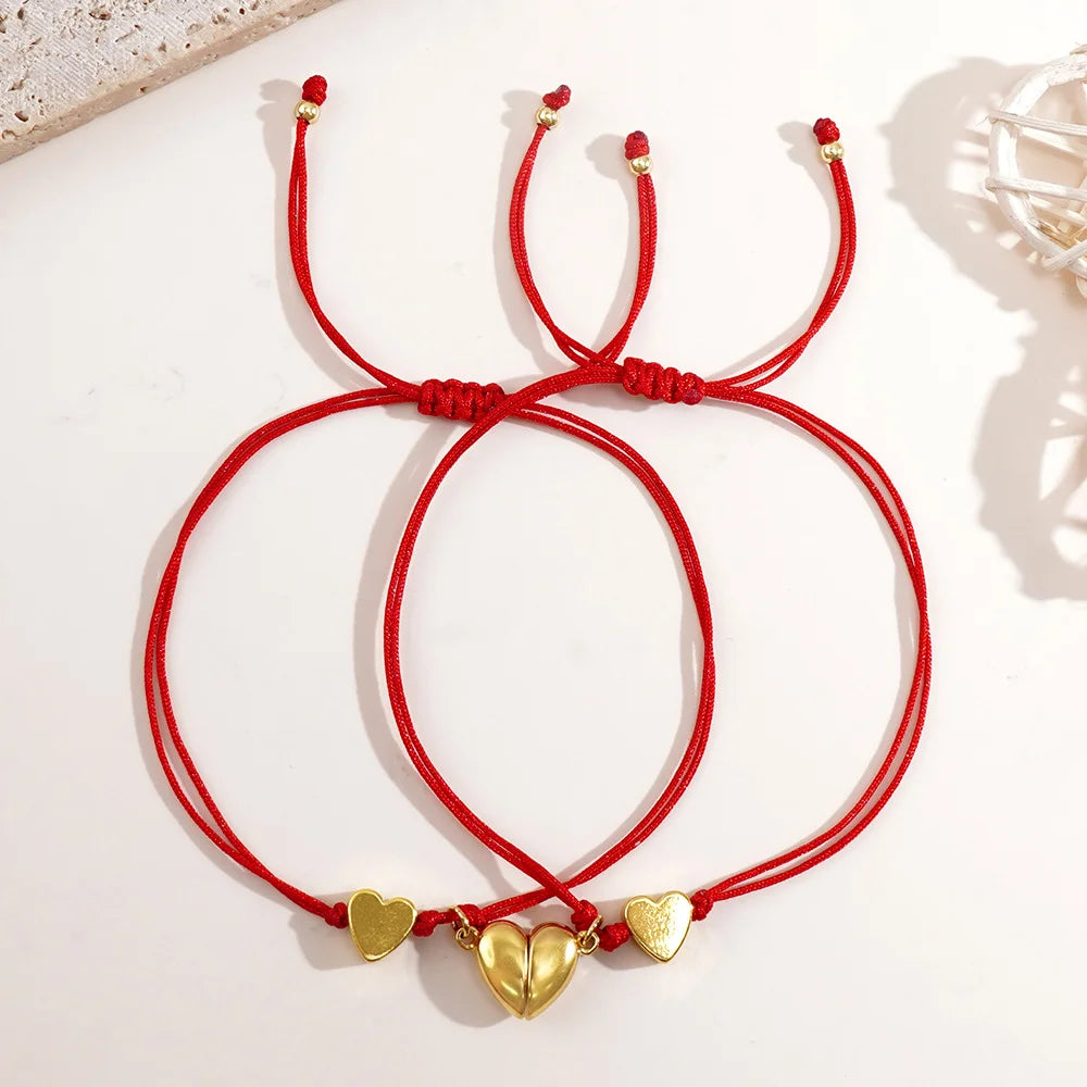 Lot de 2 bracelets magnétiques tressés faits à la main en forme de cœur avec perles de couleur or pour femme, breloque pour fête d'amitié, bijoux de Saint-Valentin, cadeau du Nouvel An